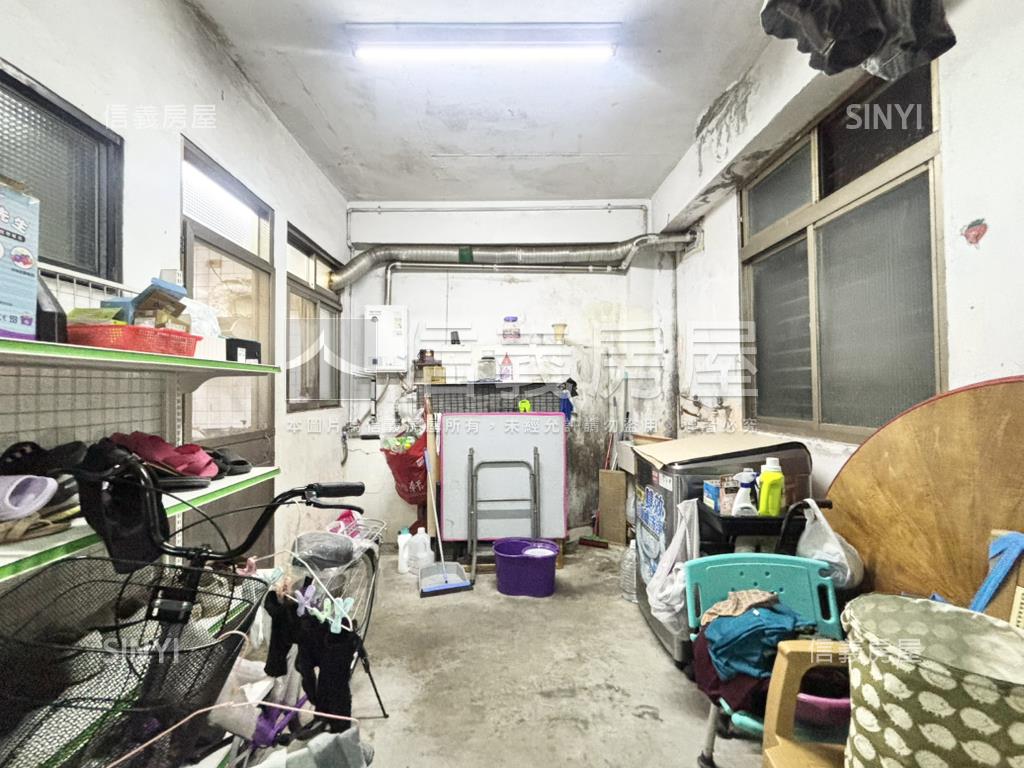 永春市府邊間面寬好停車房屋室內格局與周邊環境