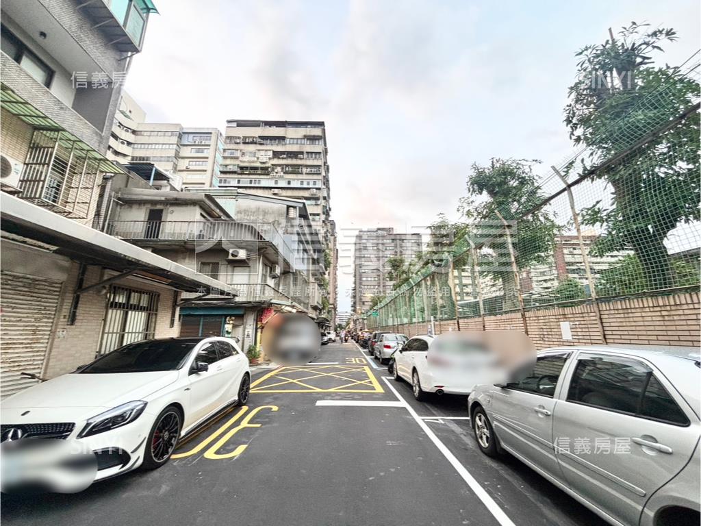 永春市府邊間面寬好停車房屋室內格局與周邊環境