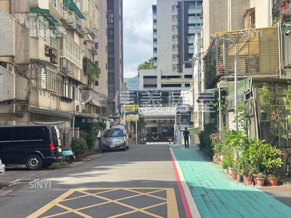 祐福雄關樓中樓房屋室內格局與周邊環境