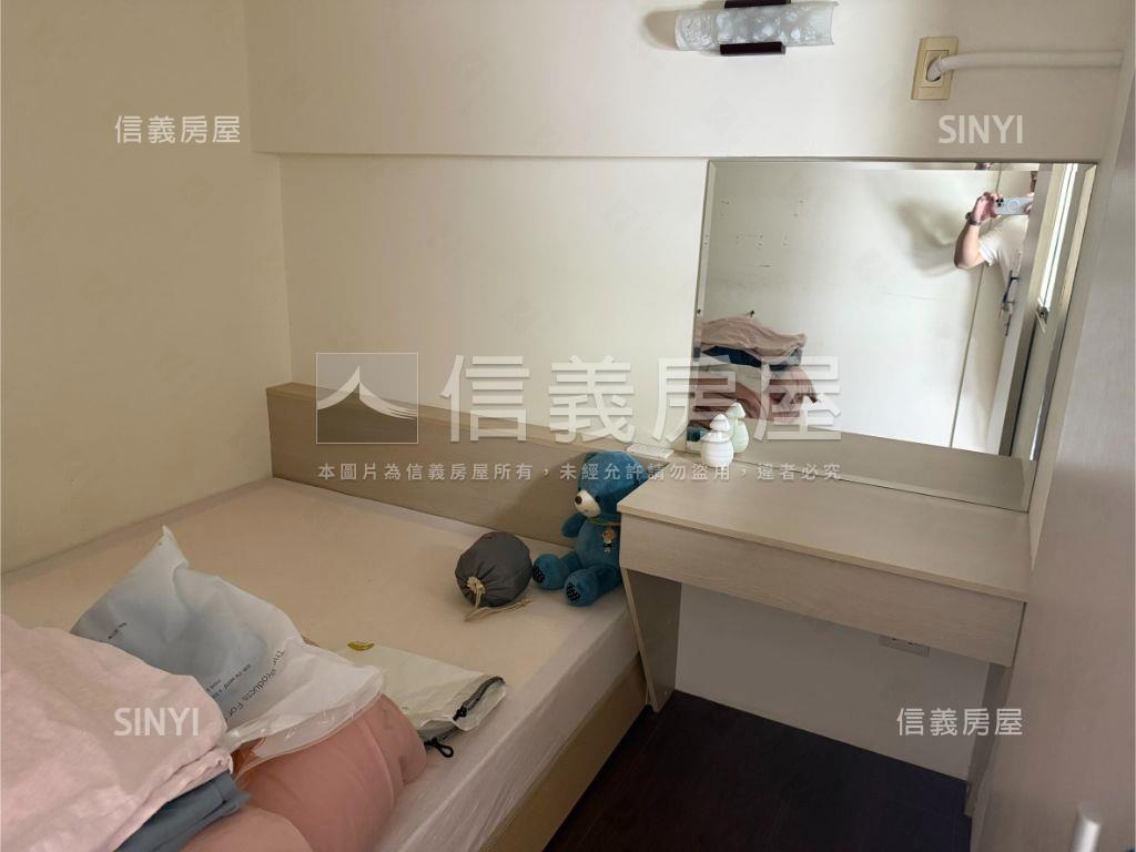 采舍｜含一樓平面車位房屋室內格局與周邊環境