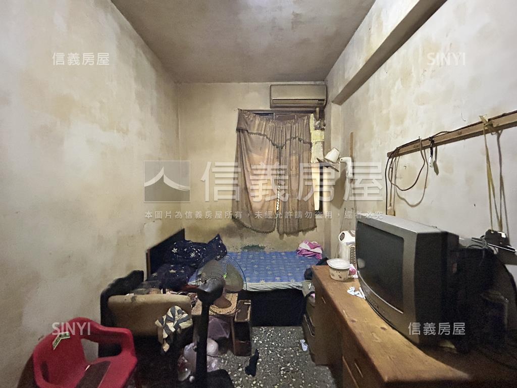 麗山學區＿稀有邊間一樓房屋室內格局與周邊環境