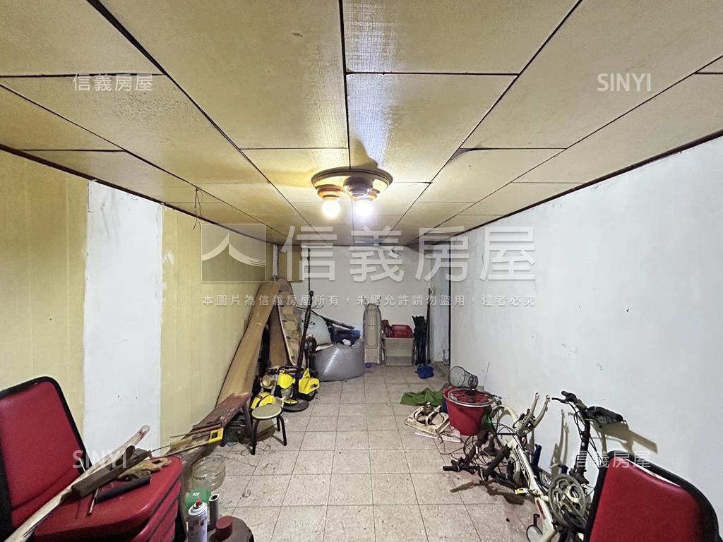 麗山學區＿稀有邊間一樓房屋室內格局與周邊環境