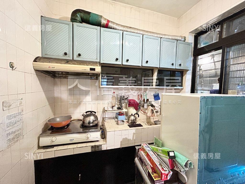 店長推薦明德２樓房屋室內格局與周邊環境