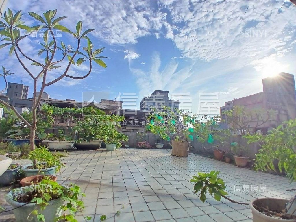 中正附小獨戶天空大花園房屋室內格局與周邊環境