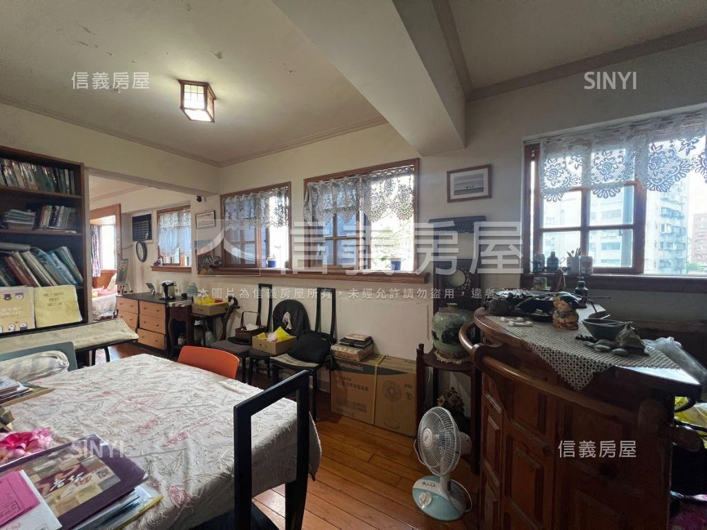 中正附小獨戶天空大花園房屋室內格局與周邊環境