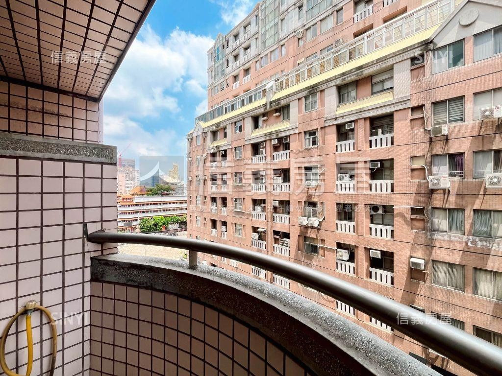 由鉅不二家｜三房雙平車房屋室內格局與周邊環境