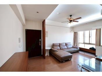 上城朝東三房附平移車位