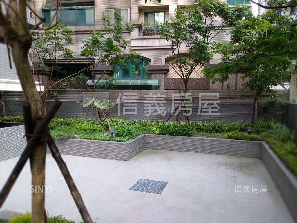 Ａ９雲賞大空間二房車位房屋室內格局與周邊環境