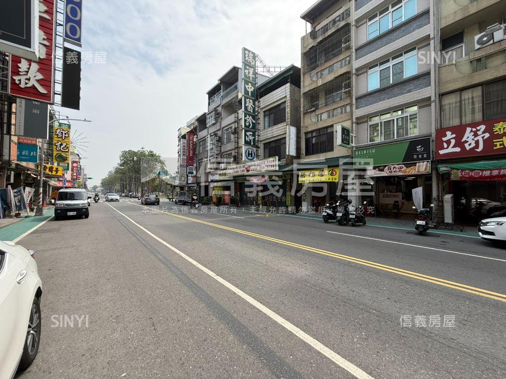 瑞隆路正路顯眼透店房屋室內格局與周邊環境