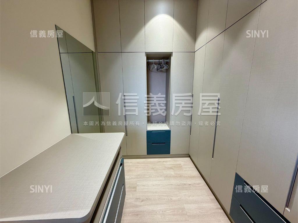 葳格裝潢美。三房平面車位房屋室內格局與周邊環境