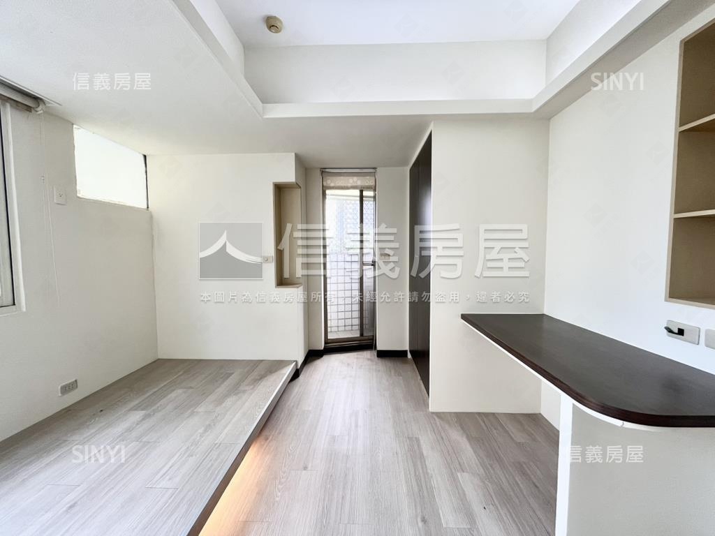 美術館大空間三房平車房屋室內格局與周邊環境