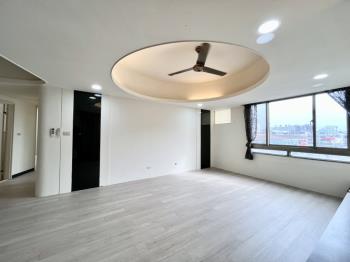 馬年快樂！美術館三房平車