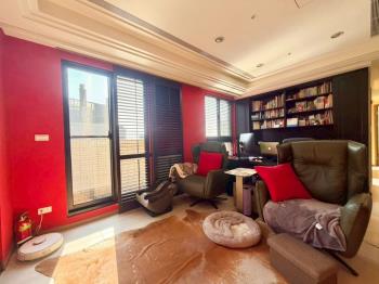 昇陽明三房車位露臺戶