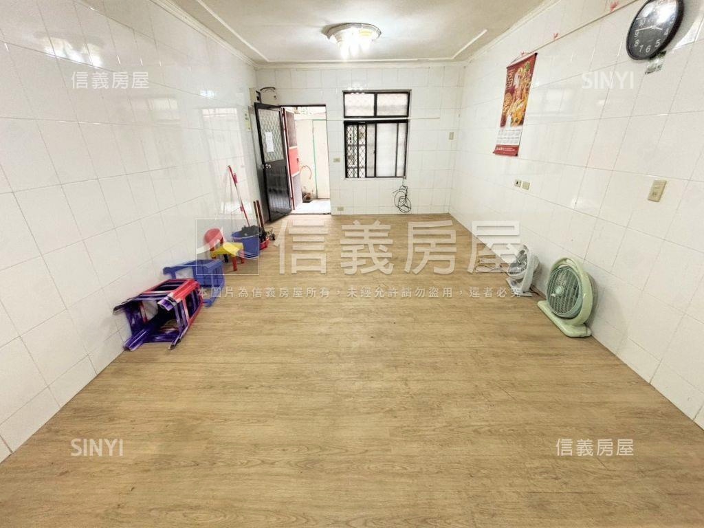 景安捷運稀有透天房屋室內格局與周邊環境