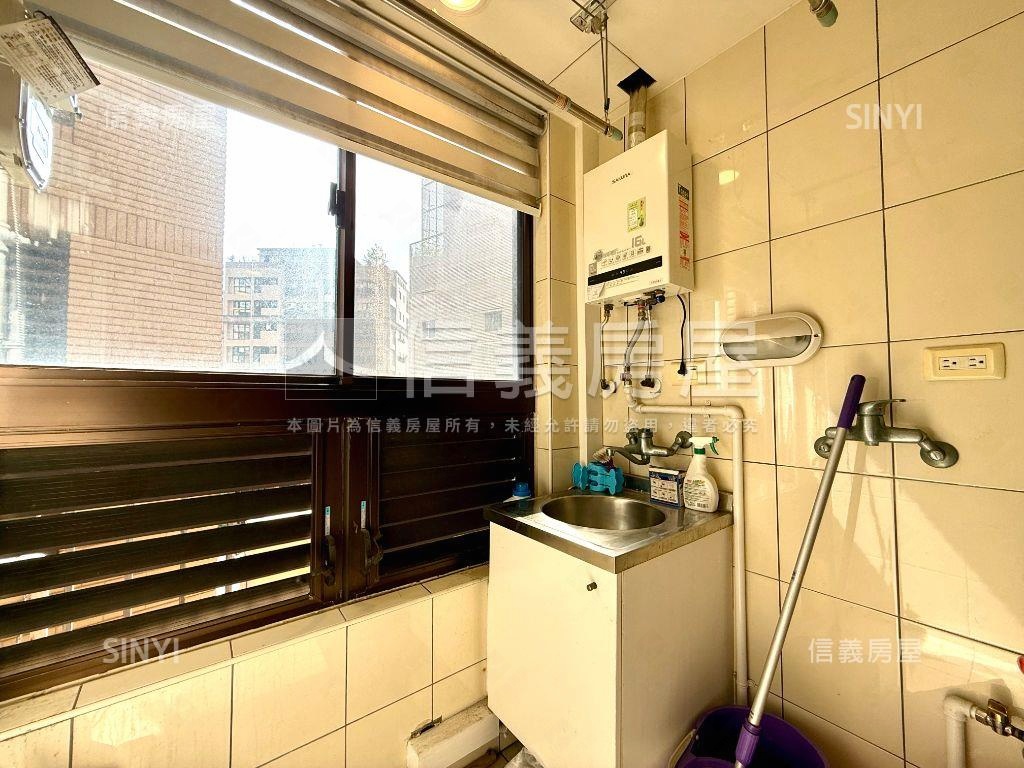 竹圍水世紀邊間２房房屋室內格局與周邊環境