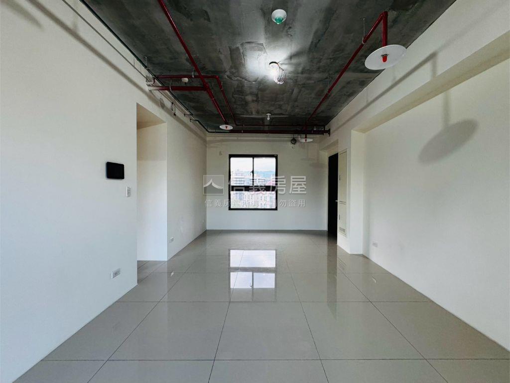 國泰南向晴居．悠境藏光房屋室內格局與周邊環境