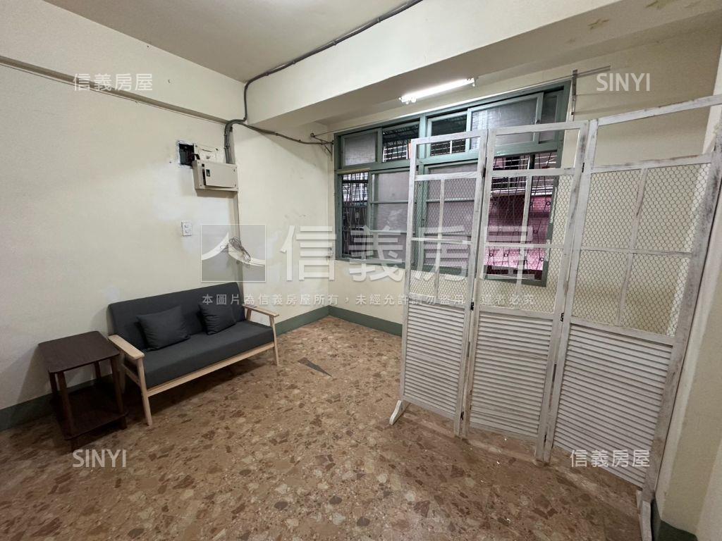 府中捷運免爬高小資首選房屋室內格局與周邊環境