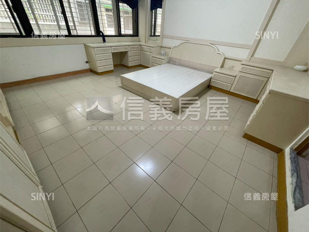 昆陽２樓大空間美寓房屋室內格局與周邊環境