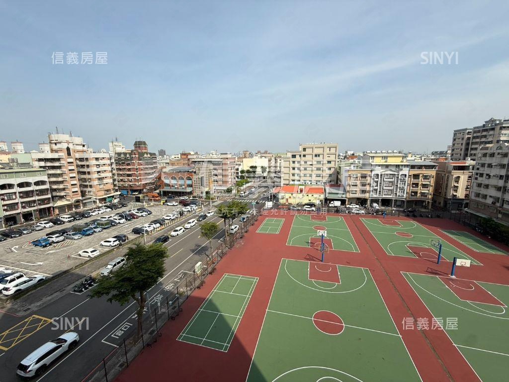 漁會旁需整理採光兩房房屋室內格局與周邊環境