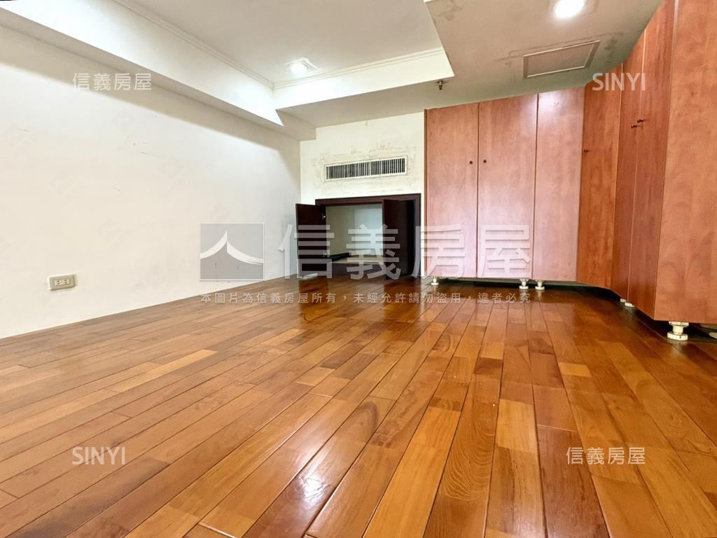 東帝市挑高景觀高樓美宅房屋室內格局與周邊環境