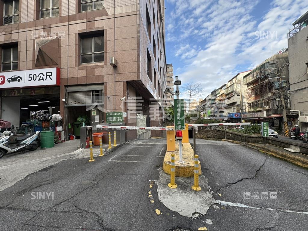 東帝市挑高景觀高樓美宅房屋室內格局與周邊環境