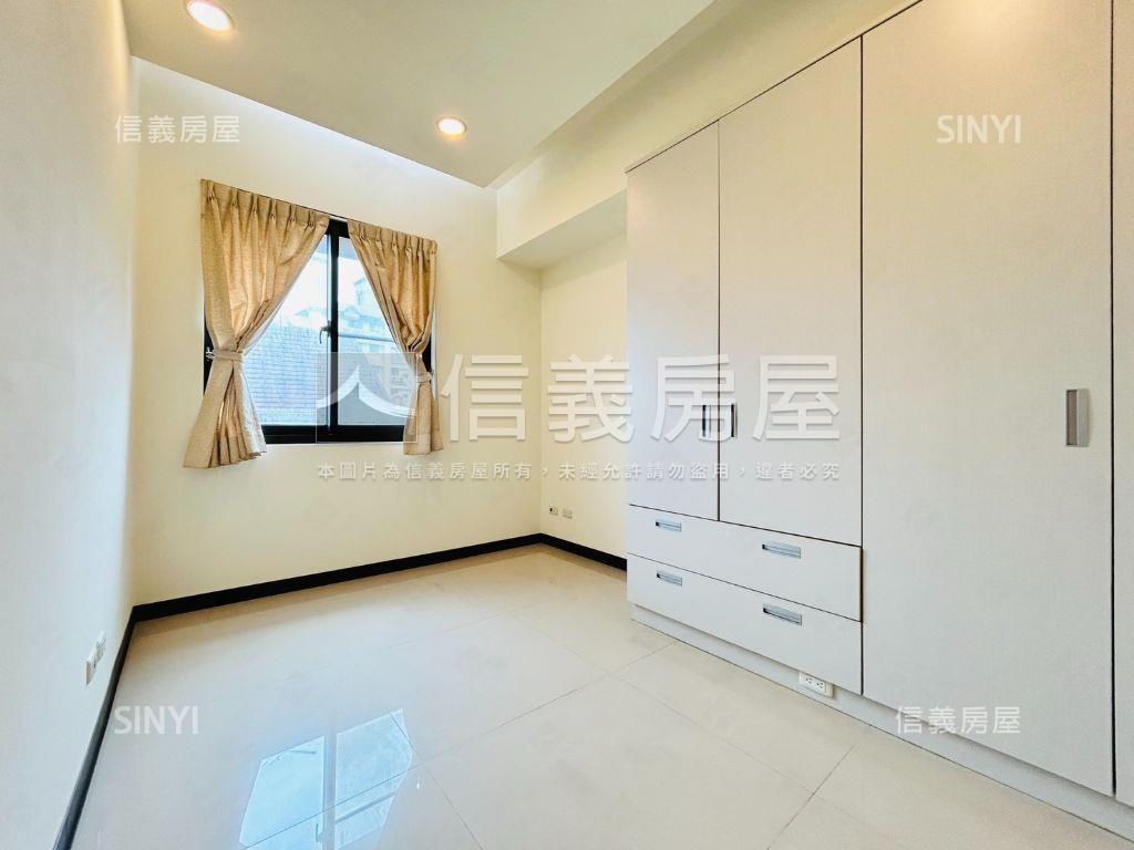 香榭麗舍三房雙車位房屋室內格局與周邊環境