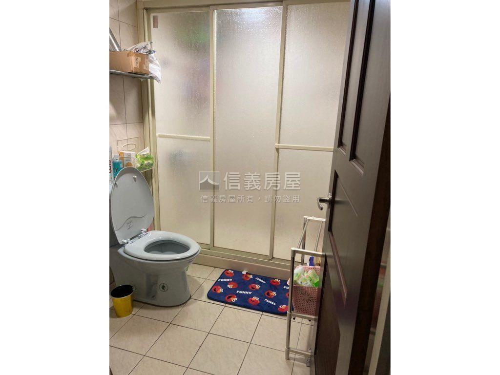 國泰名人後棟三房房屋室內格局與周邊環境