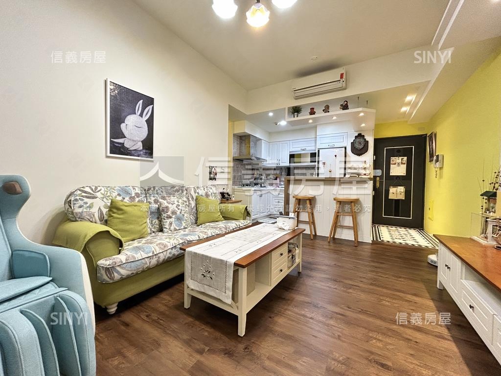 專任品悅豪邸。臻藏兩房房屋室內格局與周邊環境