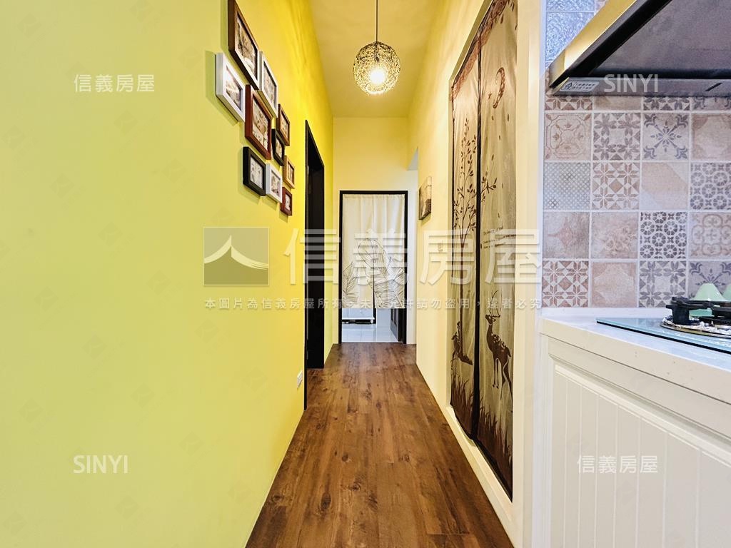 專任品悅豪邸。臻藏兩房房屋室內格局與周邊環境