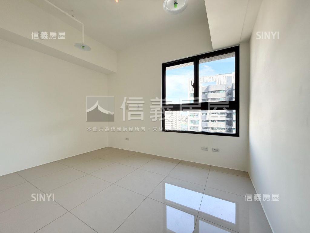 急售！仁武全新三房平車房屋室內格局與周邊環境