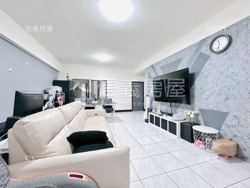 桃園戶政旁美３房房屋室內格局與周邊環境