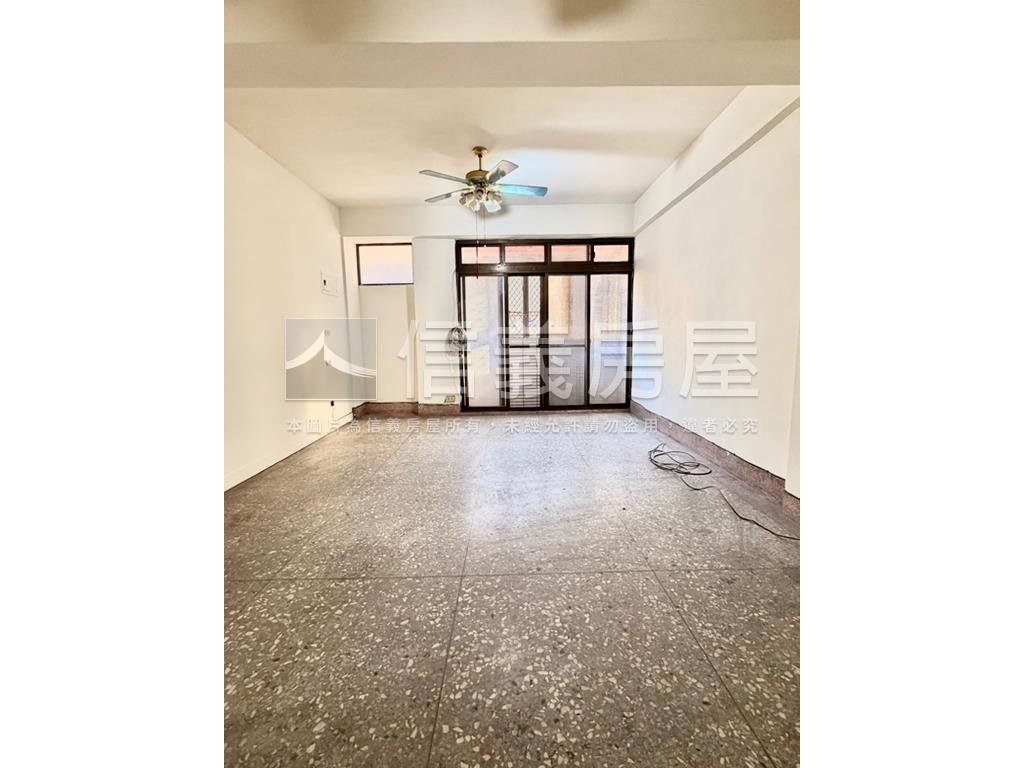 強！雙面臨路東光透天店面房屋室內格局與周邊環境