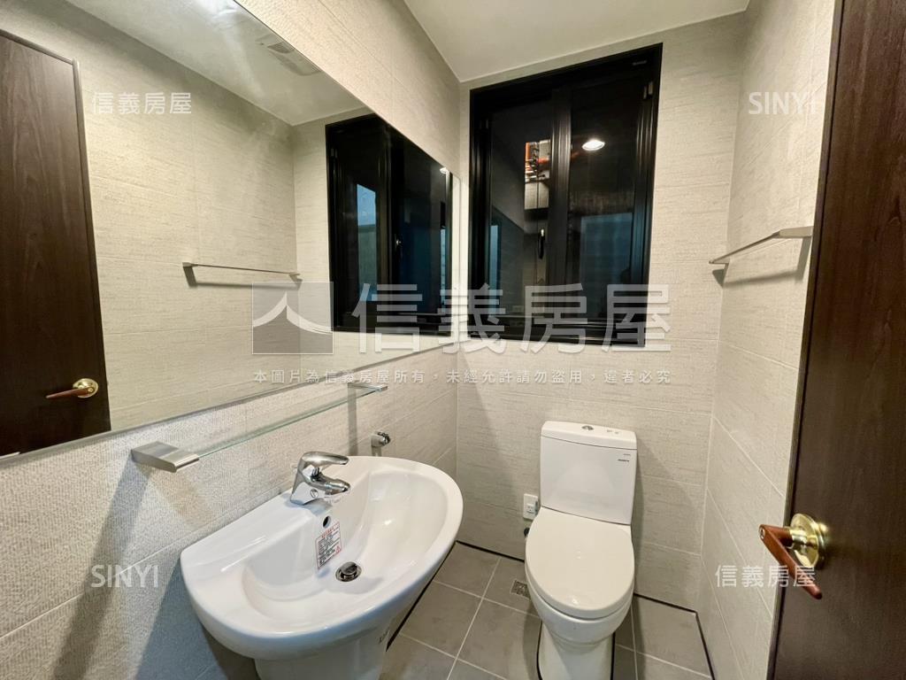 崑庭馥御高樓２房平車房屋室內格局與周邊環境