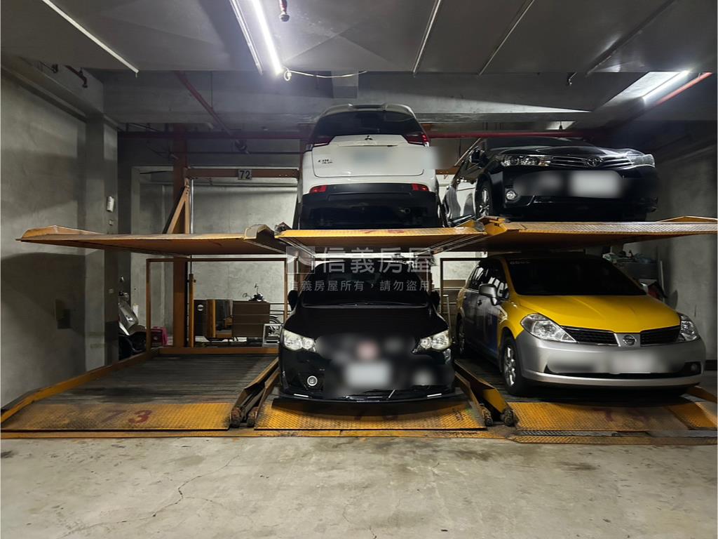 板橋大公園三房車位房屋室內格局與周邊環境