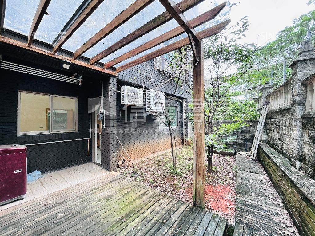 四季區三房車位庭院戶房屋室內格局與周邊環境