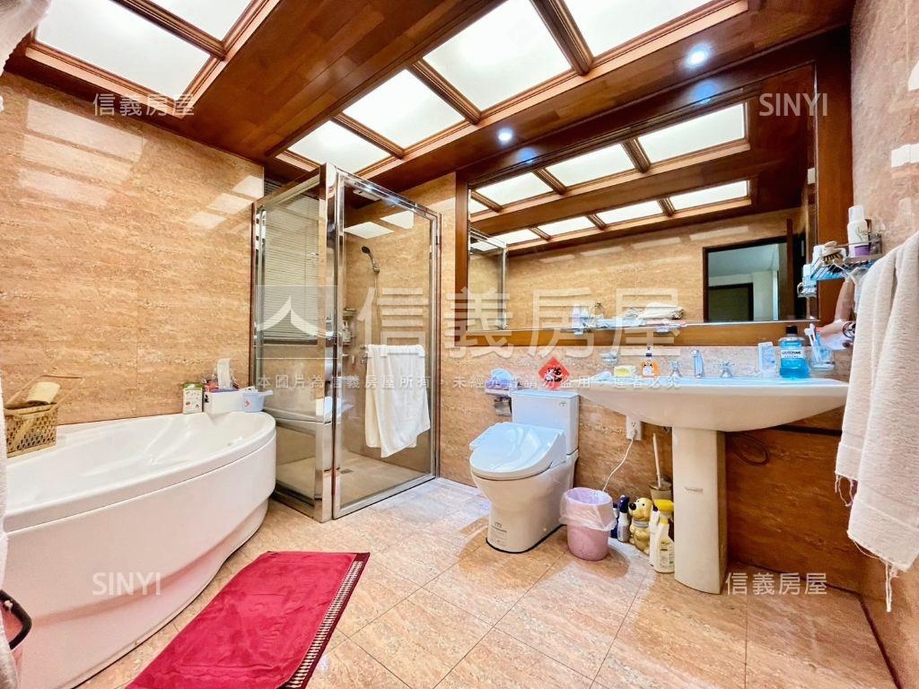 科博館紅寶石雙車一層一戶房屋室內格局與周邊環境