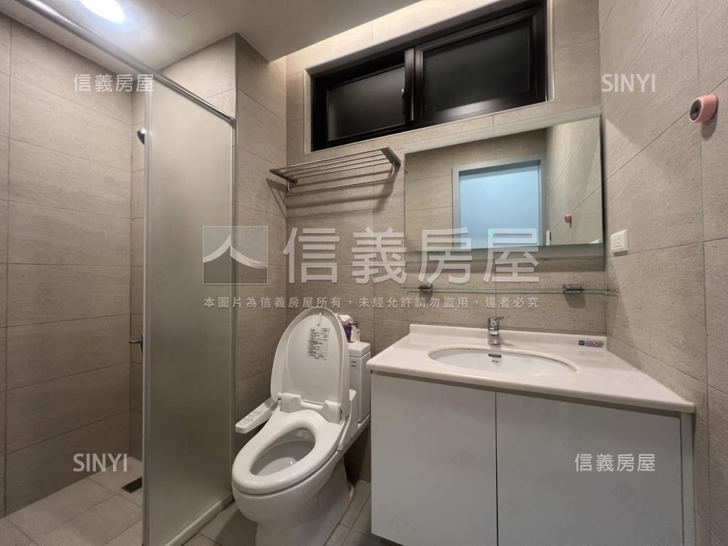 稀有耀東城四房車位房屋室內格局與周邊環境