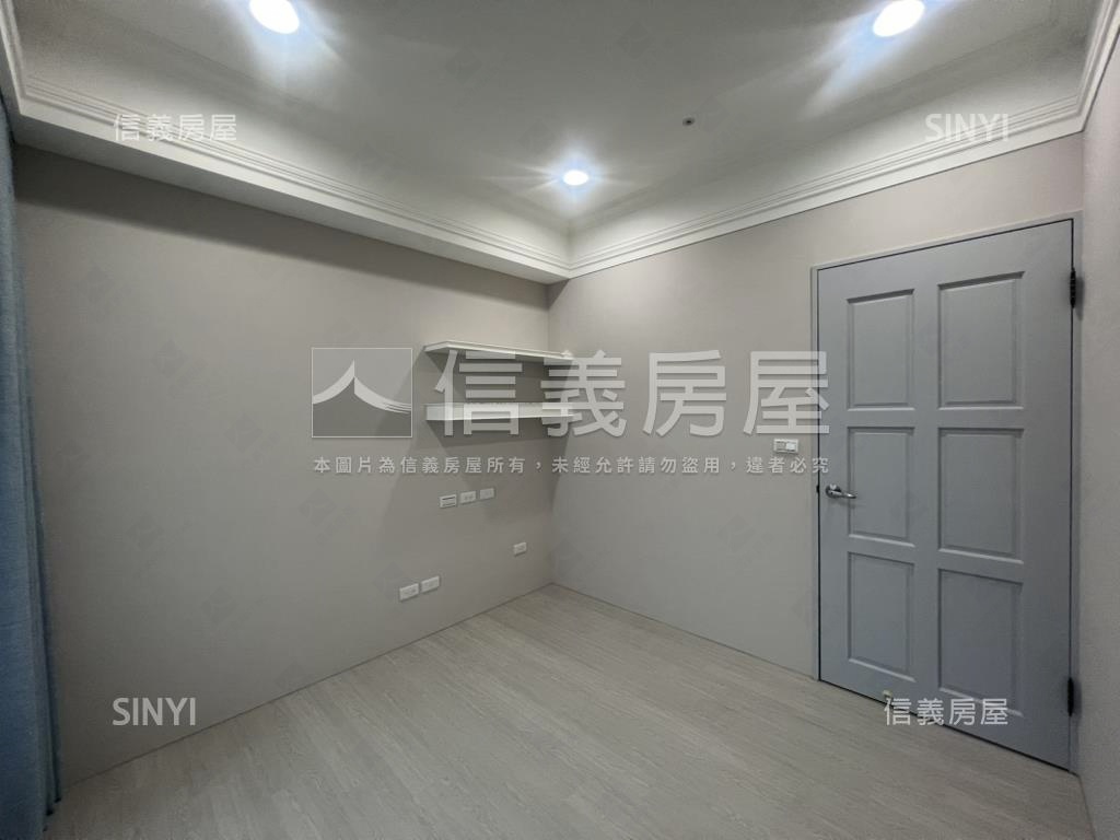 稀有耀東城四房車位房屋室內格局與周邊環境