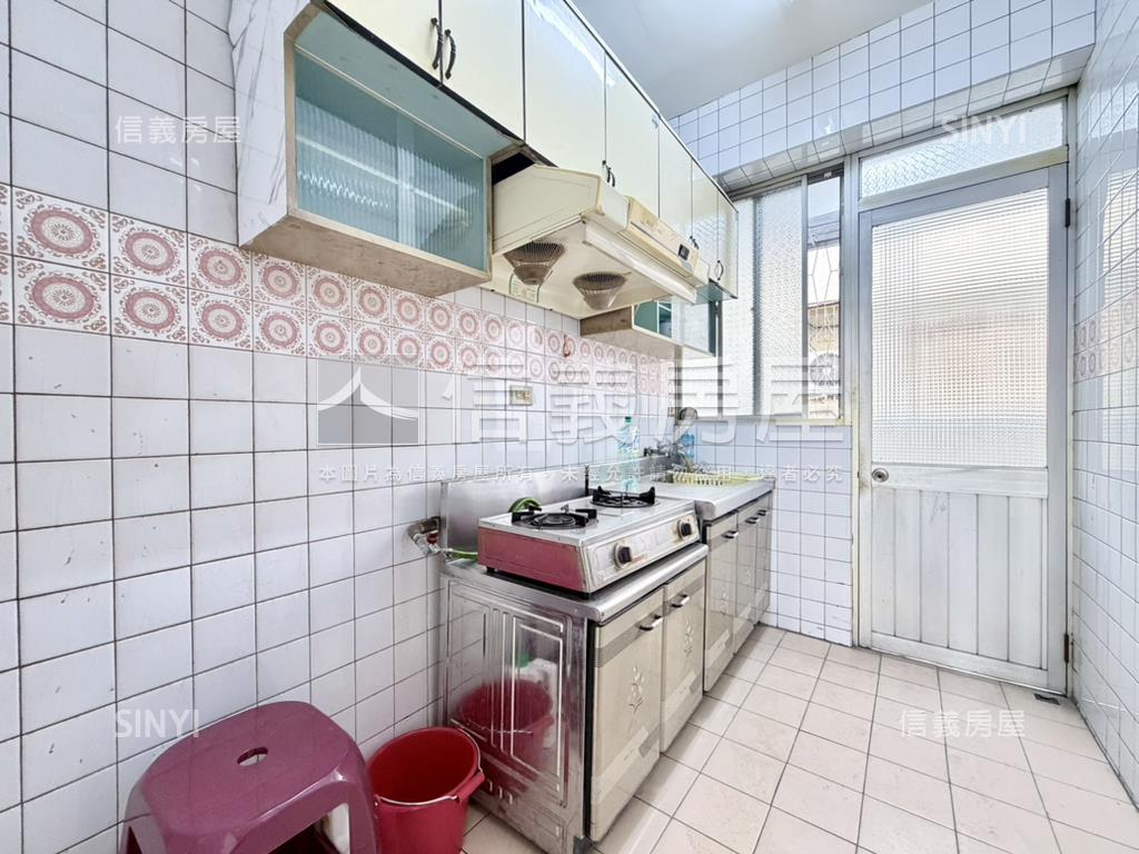 近中國醫三房美寓房屋室內格局與周邊環境