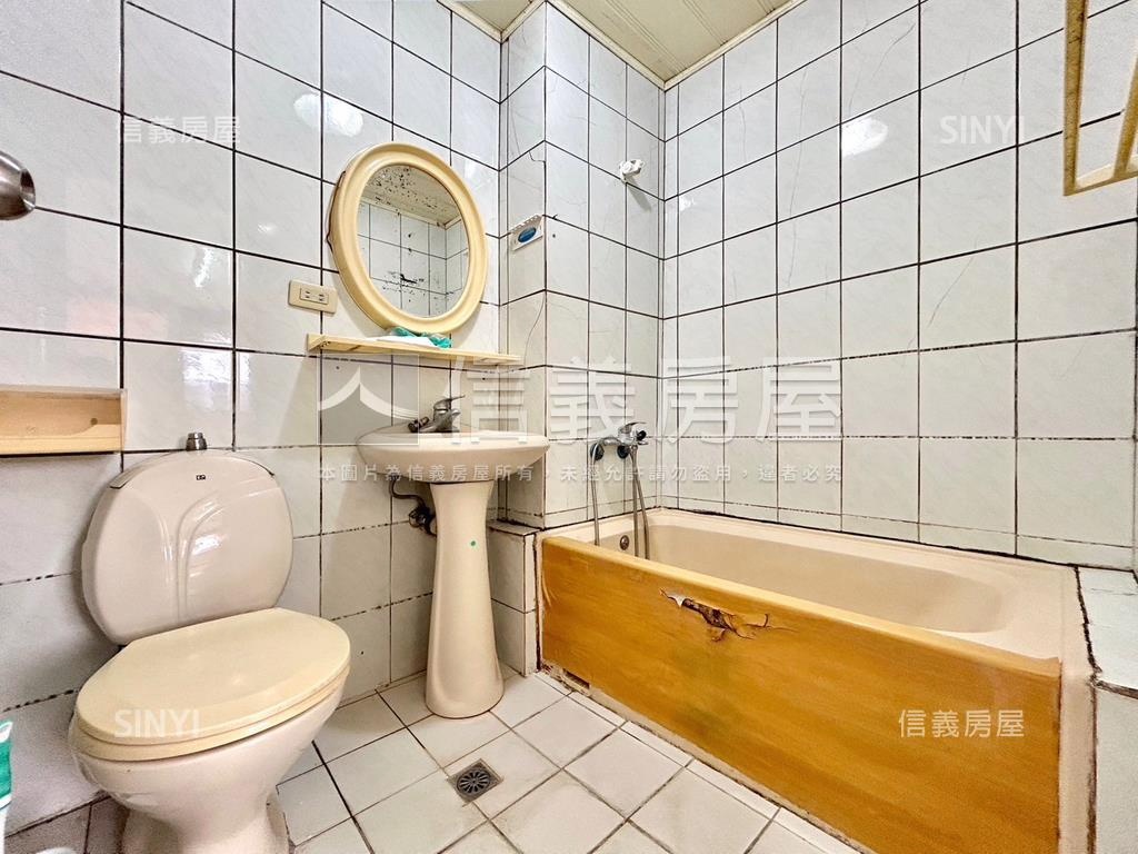 優美採光湳雅華廈房屋室內格局與周邊環境