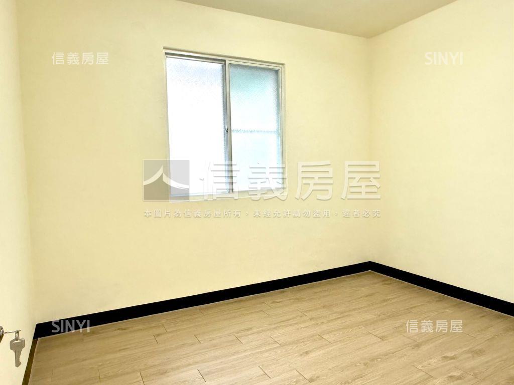 近美術館屋況美低總價三房房屋室內格局與周邊環境