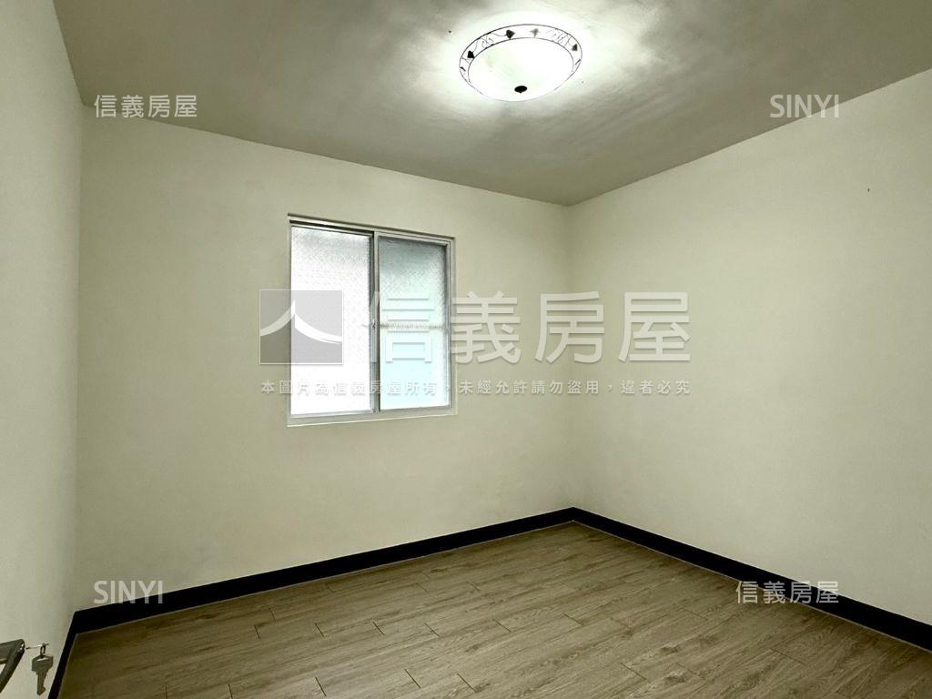 近美術館屋況美低總價三房房屋室內格局與周邊環境