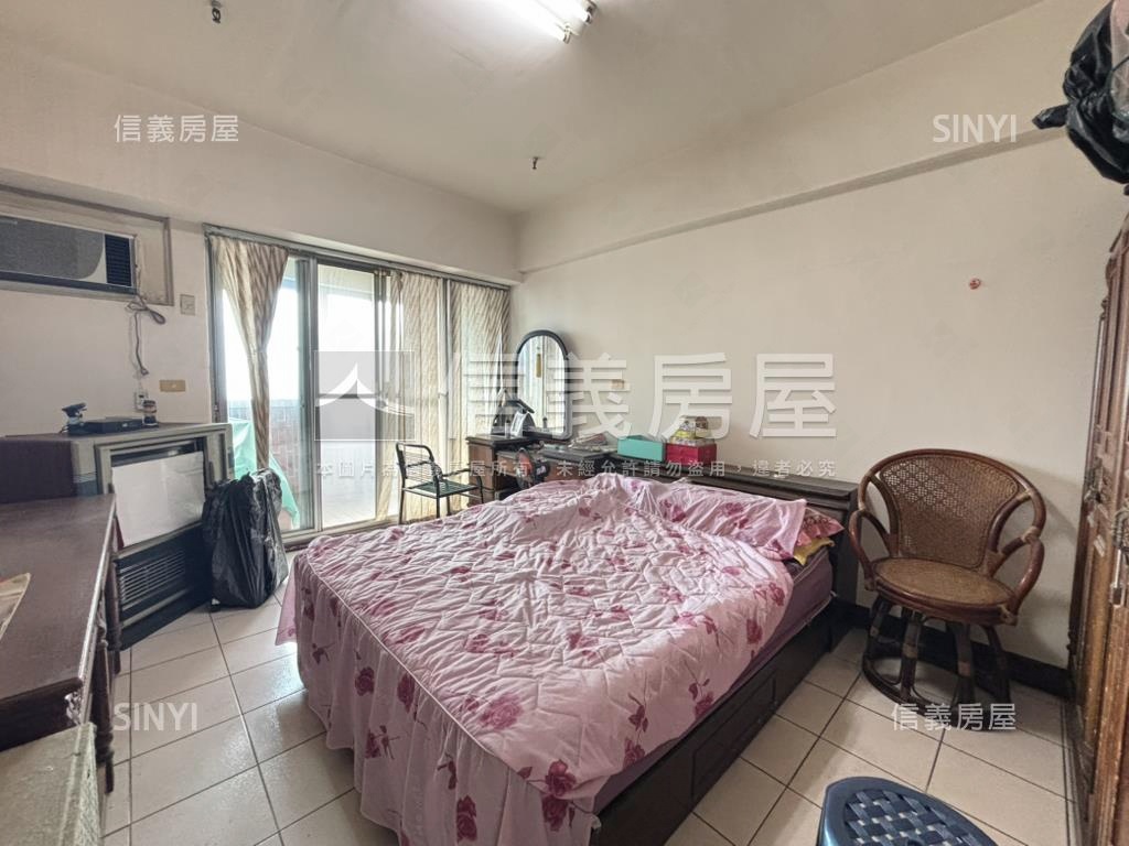 文藻鼎中商圈超值大三房房屋室內格局與周邊環境