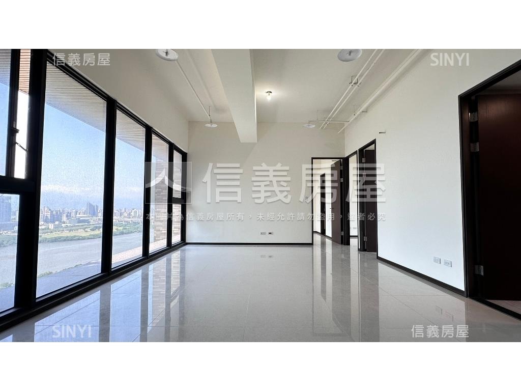 瀚疆水景帝王景觀戶房屋室內格局與周邊環境
