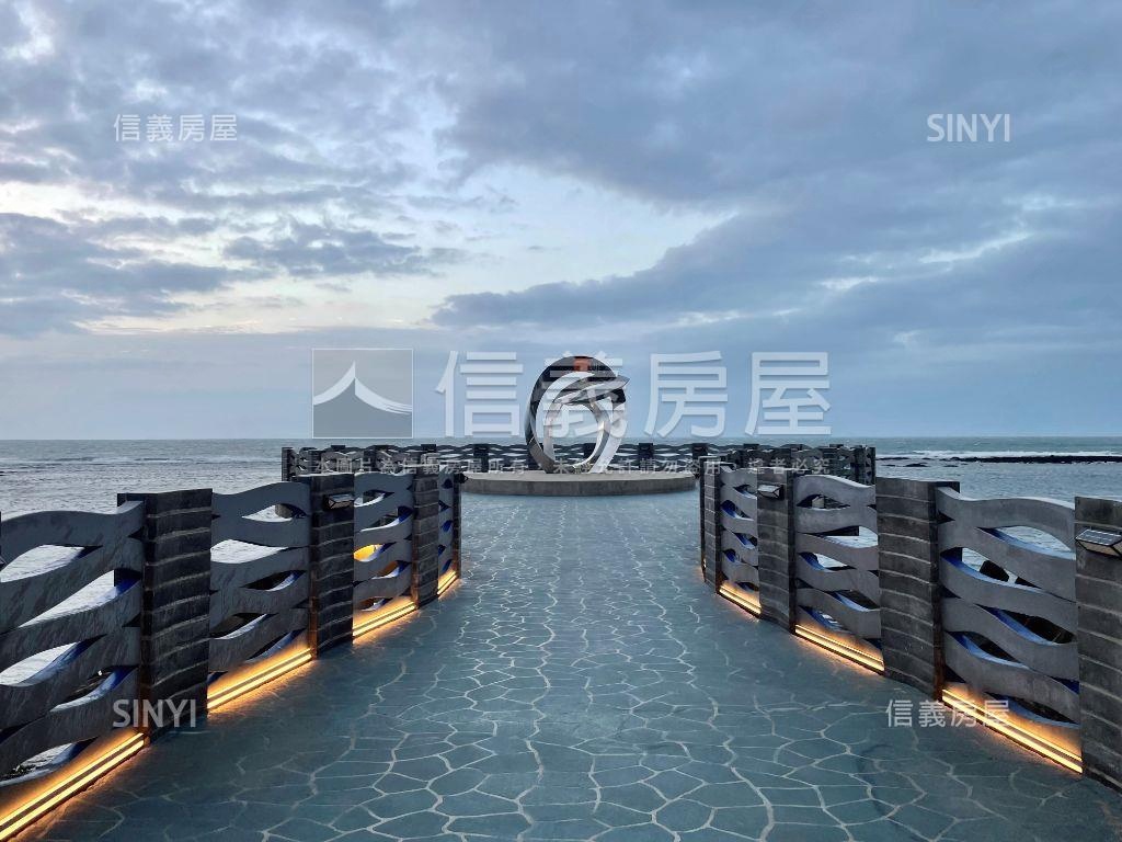 雲水綠境坪頂路電梯透天唷房屋室內格局與周邊環境