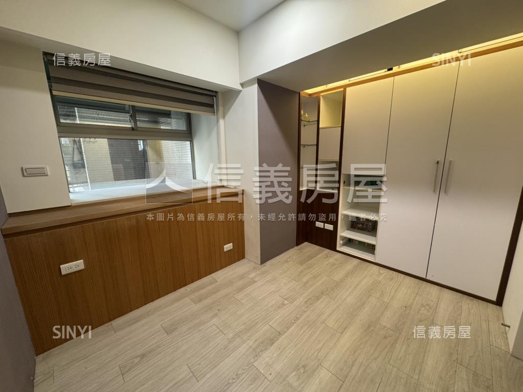 忠駝美裝潢三房房屋室內格局與周邊環境