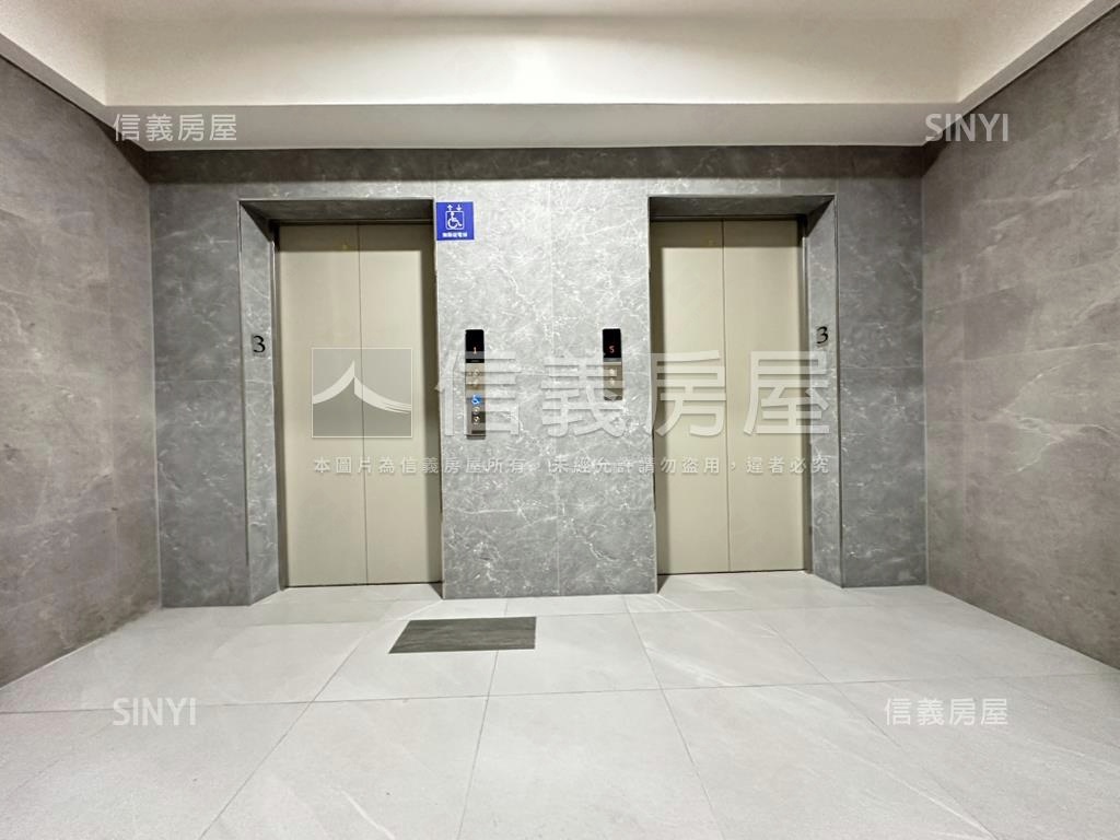 新航棧２房雙衛車位房屋室內格局與周邊環境