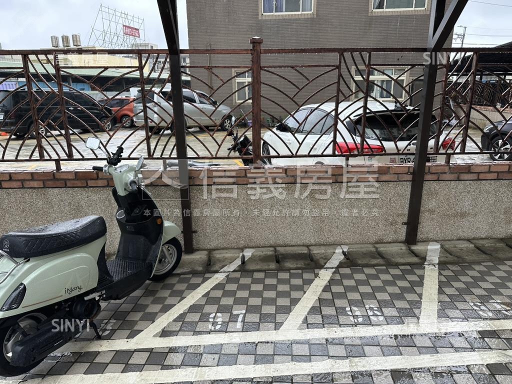 新航棧２房雙衛車位房屋室內格局與周邊環境