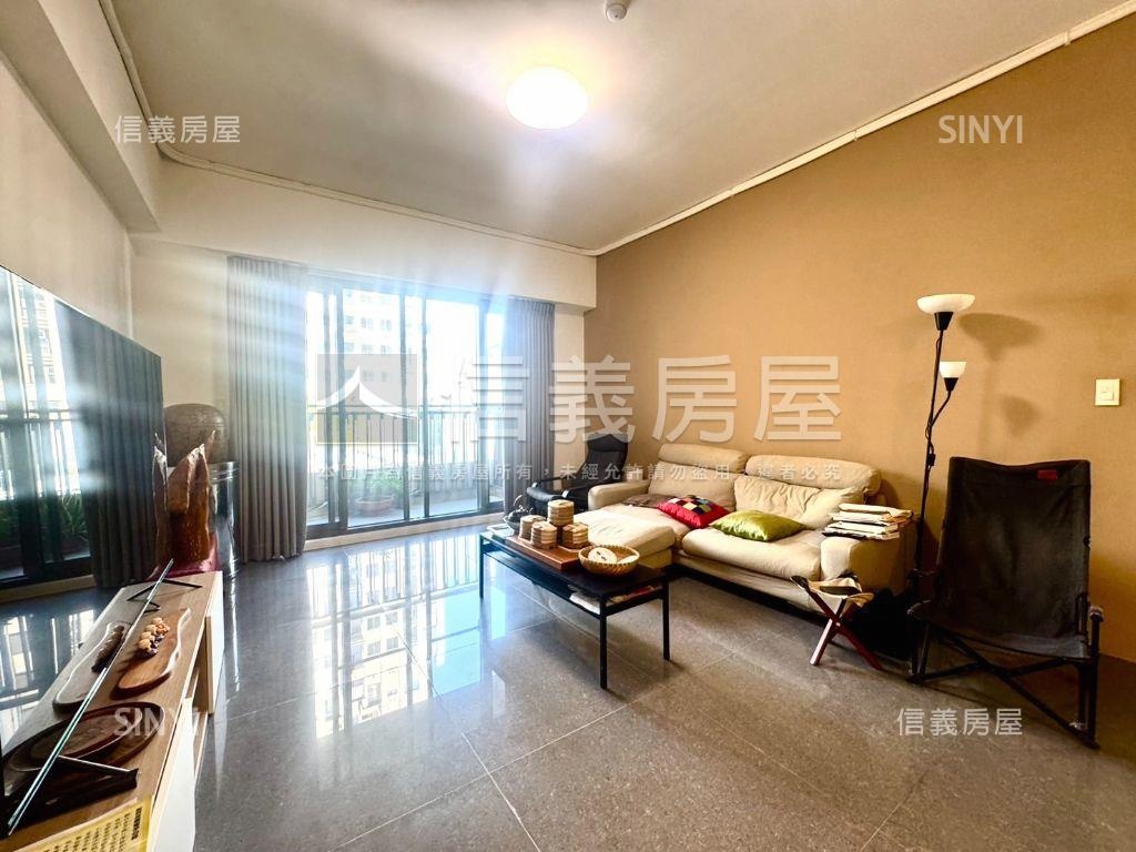 １２期雅砌三房三衛雙車位房屋室內格局與周邊環境