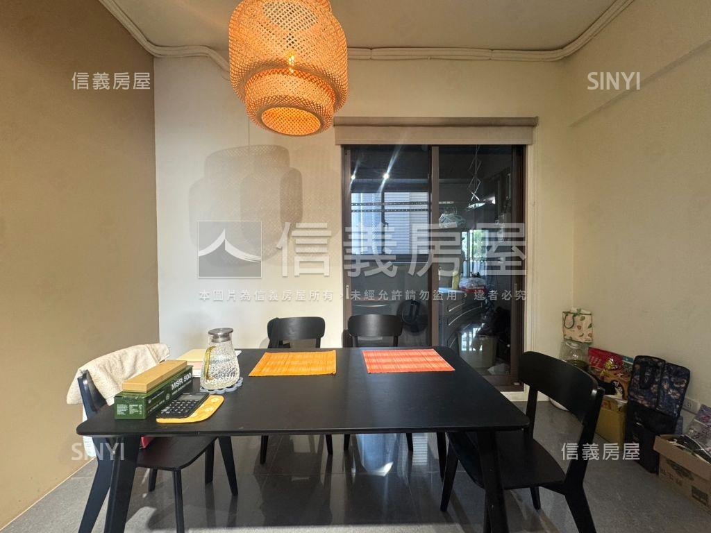 １２期雅砌三房三衛雙車位房屋室內格局與周邊環境